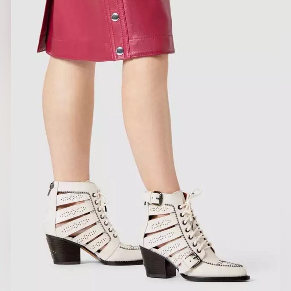 COACH Paisley Bootie | Size 7 | excellent condition - Picture 3 of 8